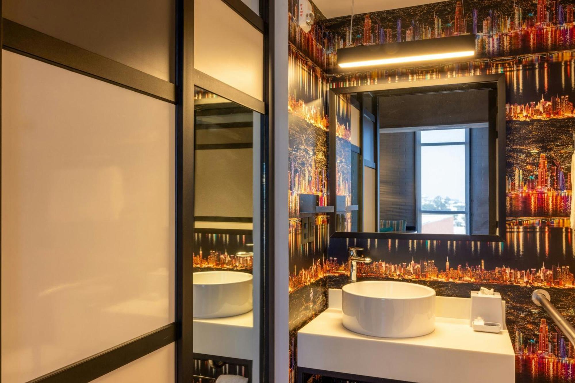Aloft Guadalajara Sur Hotel Santa Anita  Ngoại thất bức ảnh